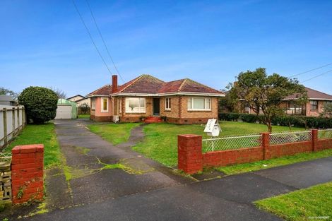 Photo of property in 42 Ranfurly Road, Papatoetoe, Auckland, 2104