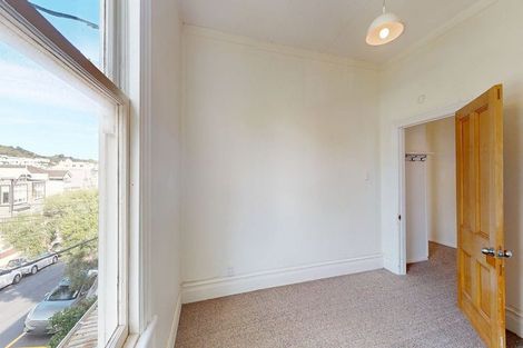 Photo of property in 55 Roxburgh Street, Mount Victoria, Wellington, 6011