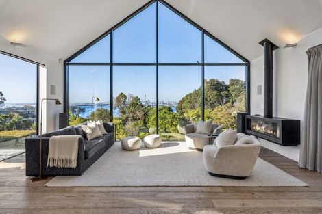 Photo of property in 22 Bridge View Road, Birkenhead, Auckland, 0626