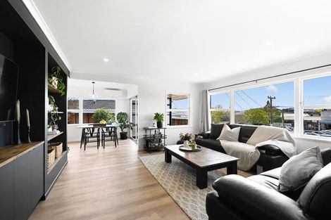 Photo of property in 50 Macdonald Road, Glenview, Hamilton, 3206