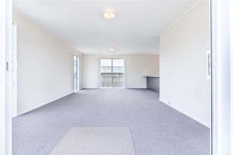 Photo of property in 13a Springs Road, Parakai, 0830