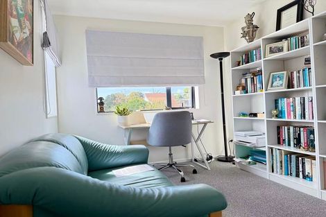 Photo of property in 60d Bay Street, Red Beach, 0932