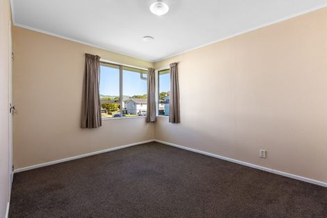 Photo of property in 18 Stipulate Place, Ascot Park, Porirua, 5024