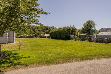 Photo of property in 16 Railway Terrace, Doyleston, 7682