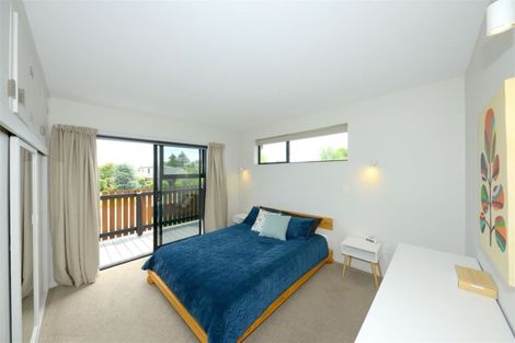 Photo of property in 4 Kingham Place, Avonhead, Christchurch, 8042
