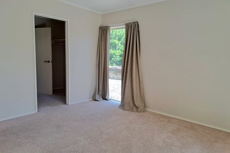 Photo of property in 9 Harbour Lights Close, West Harbour, Auckland, 0618