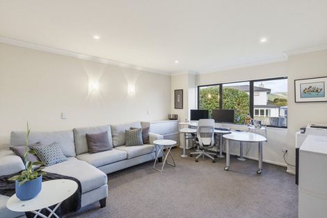 Photo of property in 8 Rae Lane, Paraparaumu Beach, Paraparaumu, 5032