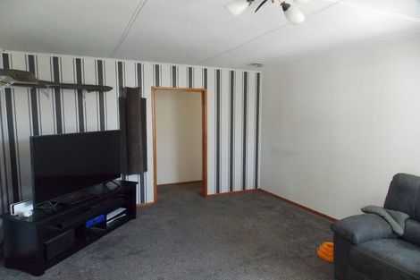 Photo of property in 16 Jackson Avenue, Highbury, Palmerston North, 4412