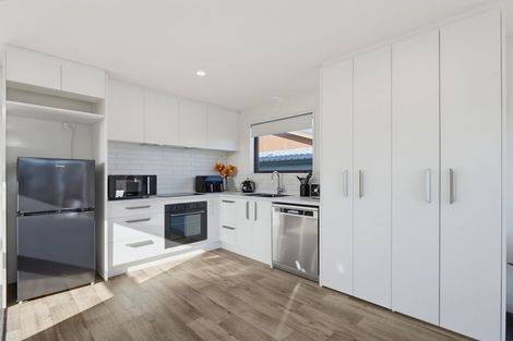 Photo of property in 10 Randolph Street, Woolston, Christchurch, 8062