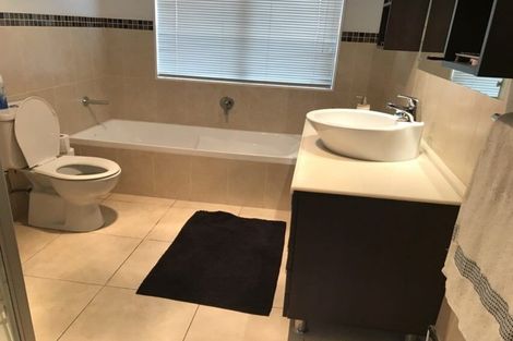 Photo of property in 27 Artillery Drive, Papakura, 2110