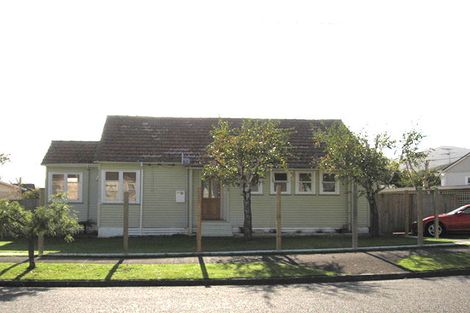 Photo of property in 8 Feist Street, Naenae, Lower Hutt, 5011