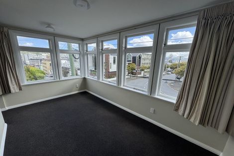 Photo of property in 77 Brougham Street, Mount Victoria, Wellington, 6011