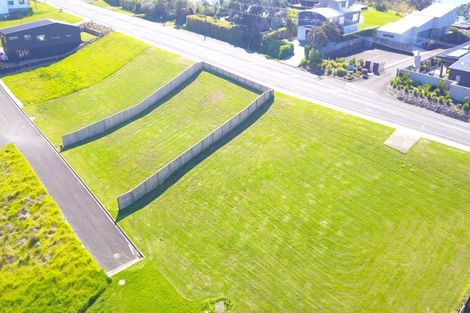 Photo of property in 13 Milky Way, Langs Beach, 0582