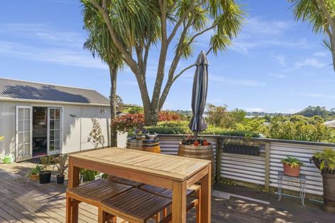 Photo of property in 11 Poike Road, Hairini, Tauranga, 3112