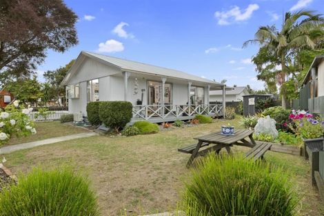 Photo of property in 3a Longstead Avenue, Papamoa Beach, Papamoa, 3118