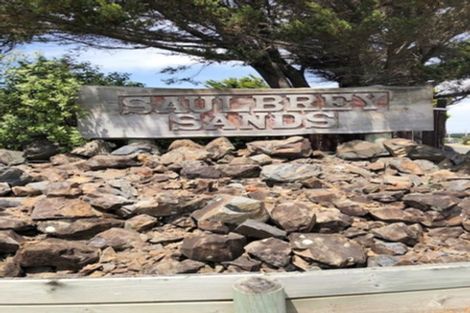 Photo of property in 14 Taonui Street, Waitarere Beach, Levin, 5510