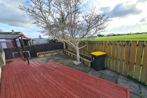 Photo of property in 2/21 Southview Place, Wattle Downs, Auckland, 2102