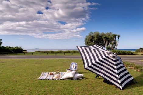 Photo of property in 21 West End Road, Ohope, 3121