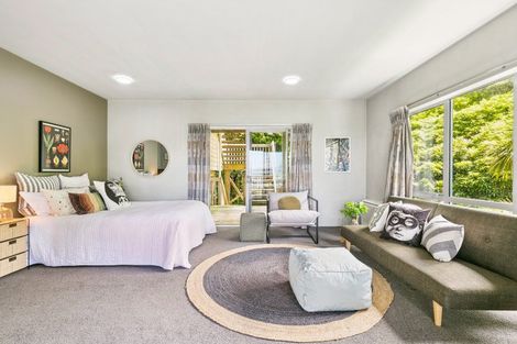 Photo of property in 77a Nicholson Road, Khandallah, Wellington, 6035