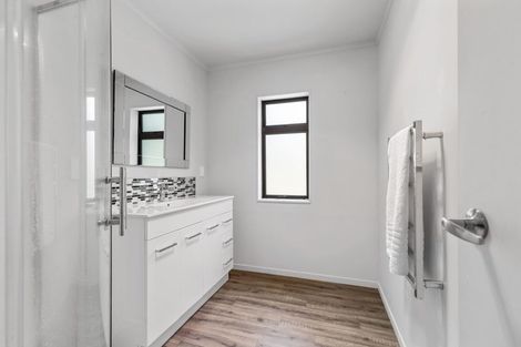 Photo of property in 2 Furn Park Lane, Tauriko, Tauranga, 3110