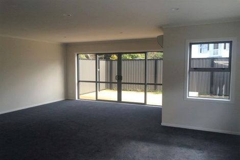 Photo of property in 2/42 Charlemont Street, Whitiora, Hamilton, 3200