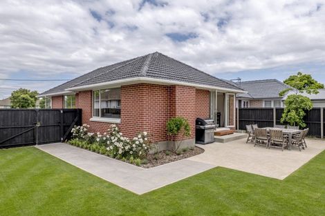 Photo of property in 63 Appleby Crescent, Burnside, Christchurch, 8053