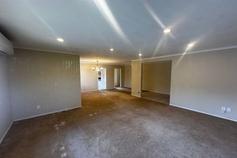 Photo of property in 14 Shankill Place, East Tamaki, Auckland, 2013