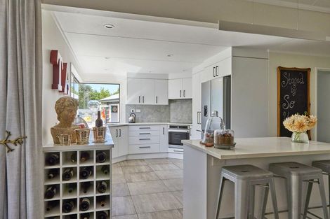 Photo of property in 14 Kuku Street, Te Awanga, 4102