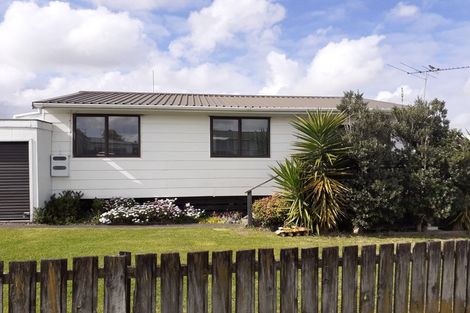 Photo of property in 6 Solveig Place, Randwick Park, Auckland, 2105