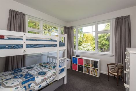 Photo of property in 98 Hamilton Avenue, Ilam, Christchurch, 8041