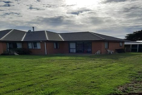 Photo of property in 11 George Street, Bulls, 4818