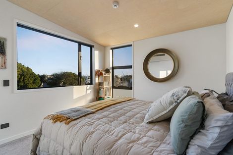 Photo of property in 23 Banks Avenue, Mount Maunganui, 3116