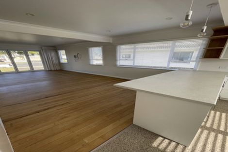 Photo of property in 25 Waimea Street, Westown, New Plymouth, 4310