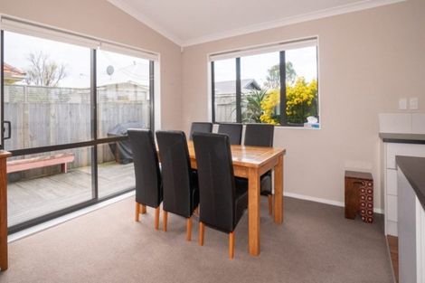Photo of property in 76 Keeling Street, West End, Palmerston North, 4412