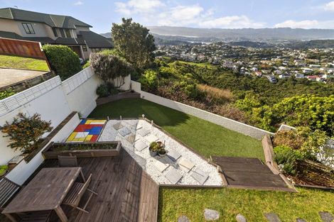 Photo of property in 89 Ashton Fitchett Drive, Brooklyn, Wellington, 6021