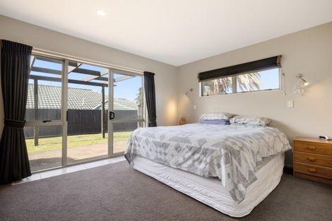 Photo of property in 8 Wouldbank Way, Welcome Bay, Tauranga, 3112