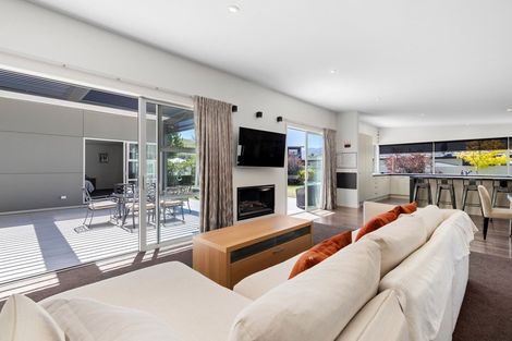 Photo of property in 33 Onslow Road, Lake Hayes, Queenstown, 9304
