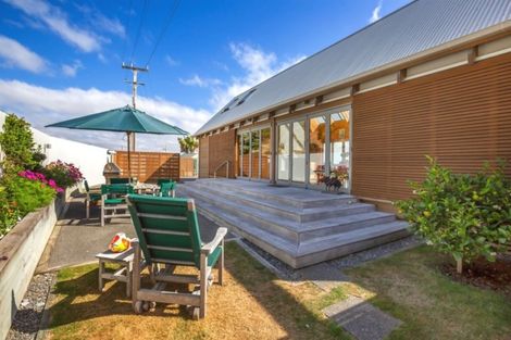 Photo of property in 88 Moana Road, Hongoeka, Porirua, 5026