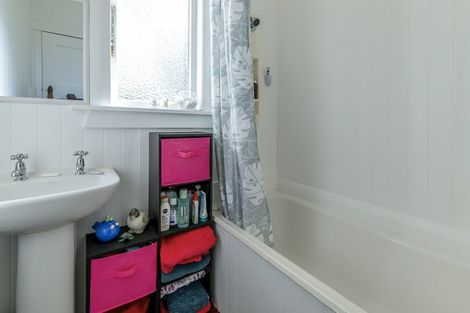 Photo of property in 4 Reeve Street, Levin, 5510