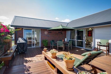 Photo of property in 146 Rowesdale Drive, Ohauiti, Tauranga, 3112