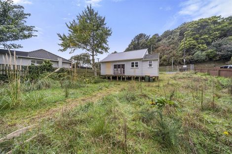 Photo of property in 10 Coast Road, Wainuiomata, Lower Hutt, 5014
