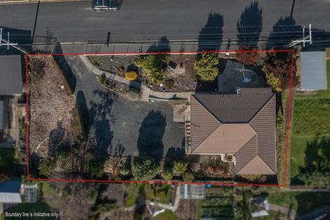 Photo of property in 37 Clyde Street, Kinmont Park, Mosgiel, 9024