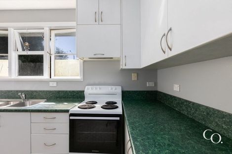 Photo of property in 1005a Hood Street, Mayfair, Hastings, 4122