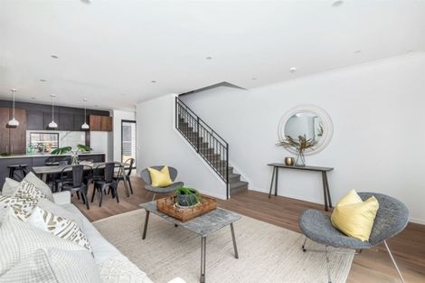 Photo of property in 1 Te One Place, Redwood, Christchurch, 8051