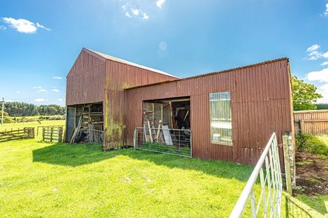 Photo of property in 23 Waitangi Road, Waverley, 4592