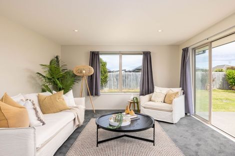 Photo of property in 12 Maple Place, Rangiora, 7400