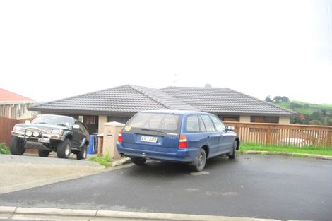 Photo of property in 18 Frederick Reece Drive, The Gardens, Auckland, 2105