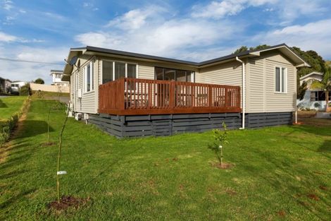 Photo of property in 125 Marsden Point Road, Ruakaka, 0116