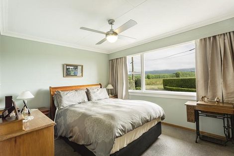 Photo of property in 26 Bremners Road, Momona, Outram, 9073