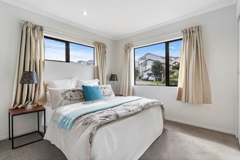 Photo of property in 173 Keri Vista Rise, Papakura, 2110